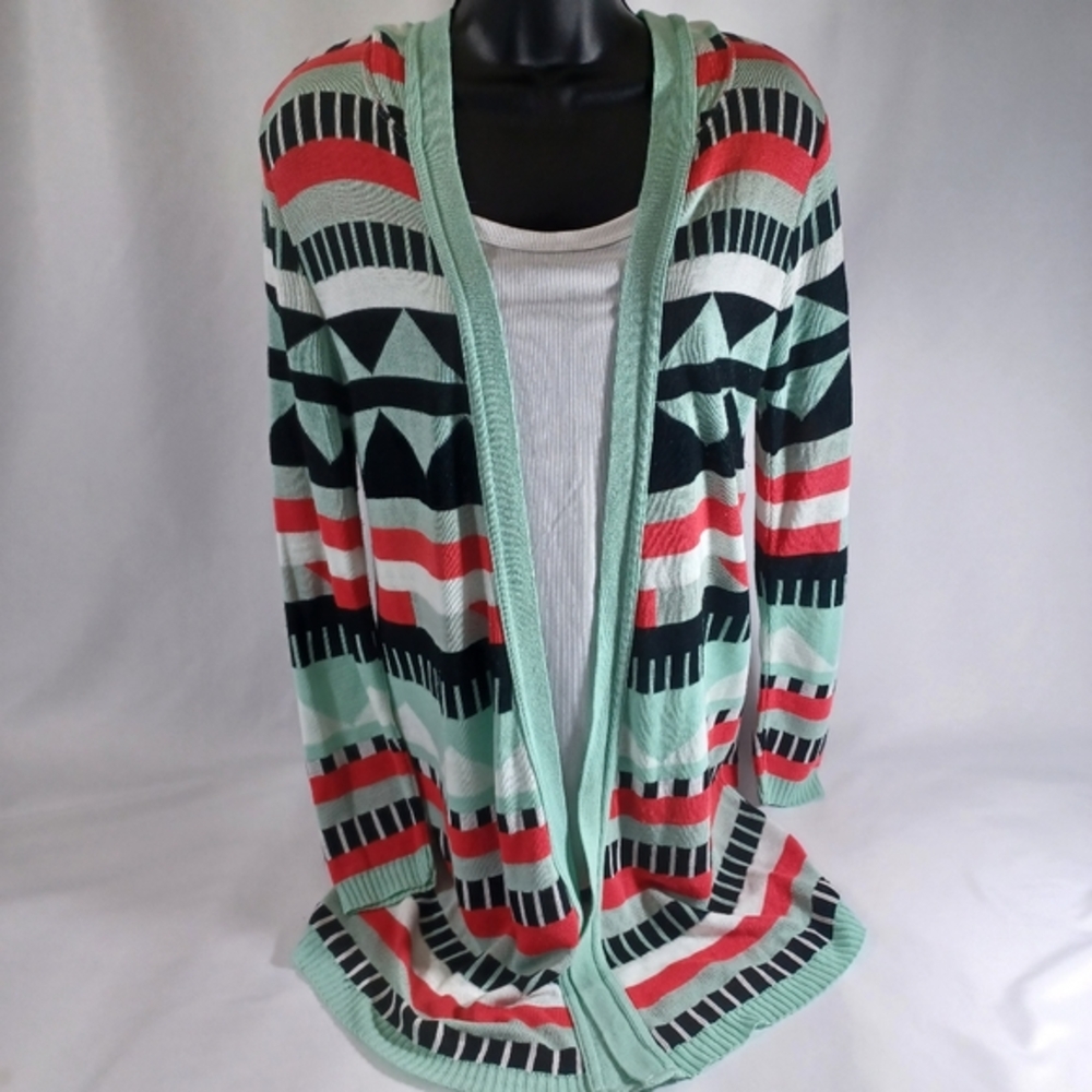 Cardigan Sweater in Good Condition **